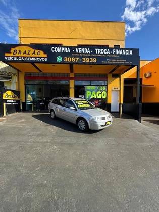 RENAULT MEGANE 1.6 DYNAMIQUE GRAND TOUR 16V FLEX 4P MANUAL RENAULT MEGANE 1.6 DYNAMIQUE GRAND TOUR 16V FLEX 4P MANUAL